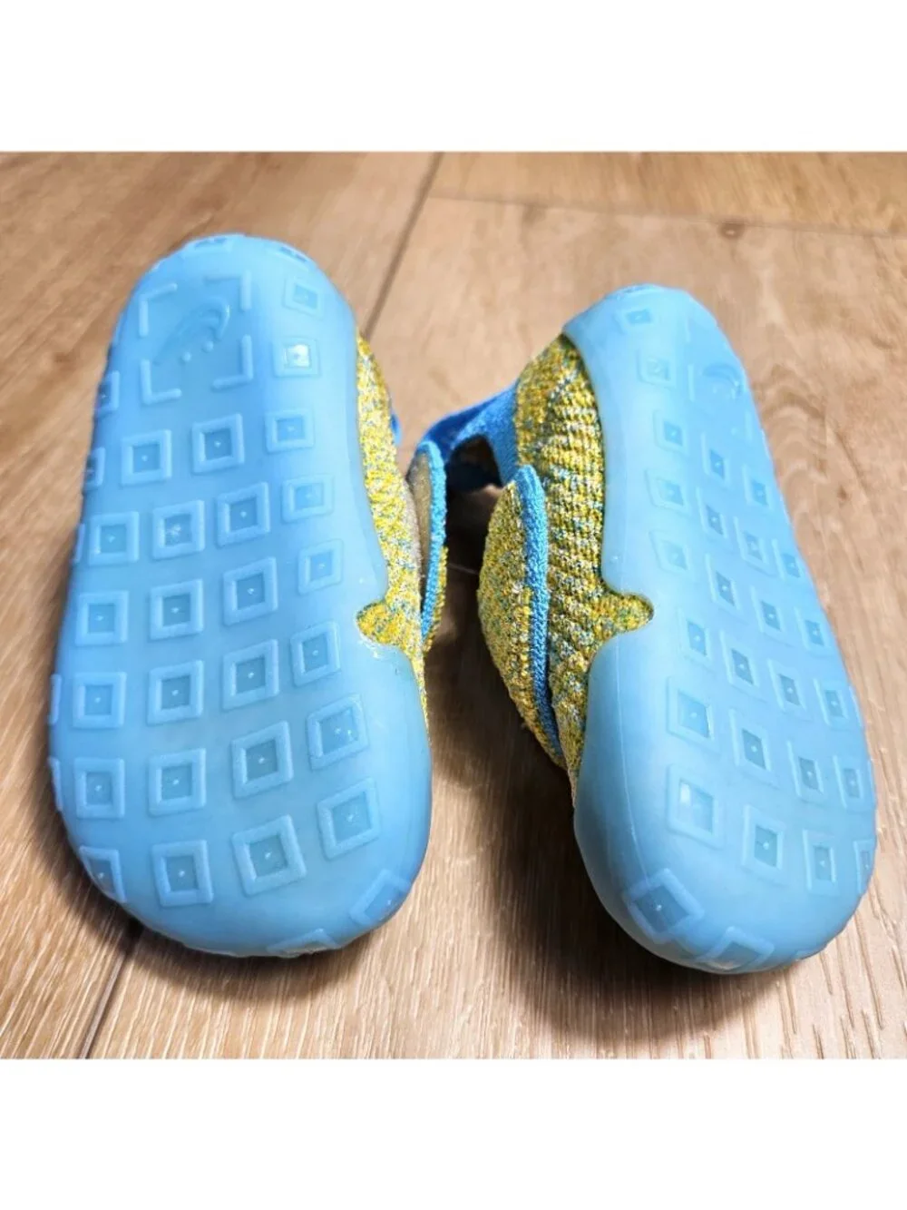 Nike Swoosh 1 TD Infant Flyknit Shoes Team Gold Sail Blue Sz 4C FB3244-700 NWOB